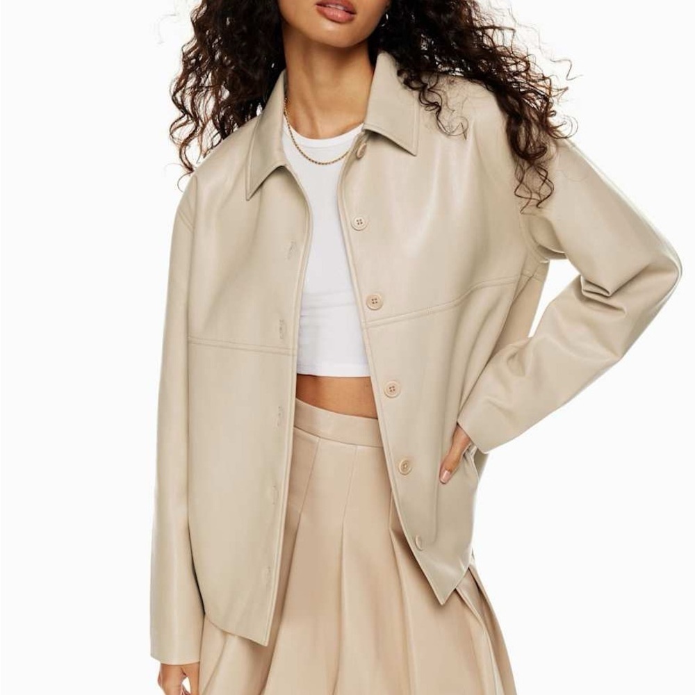 BABATON Aritzia Pelli Vegan Leather Jacket XL Oversized Beige Shacket